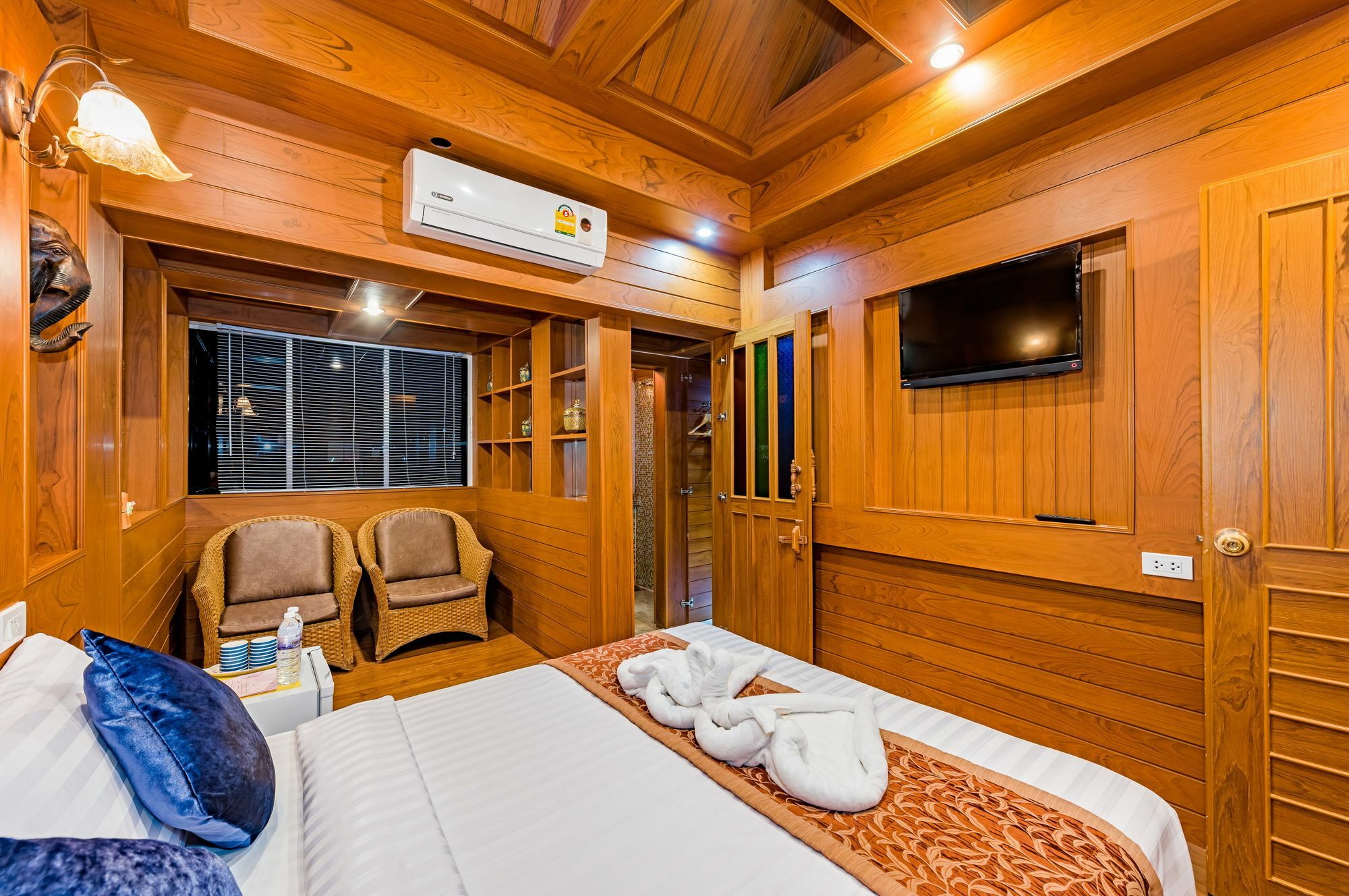 Villa Baan Ratchapruek Phuket Exterior foto